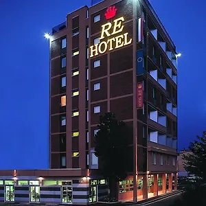 Re Hotel